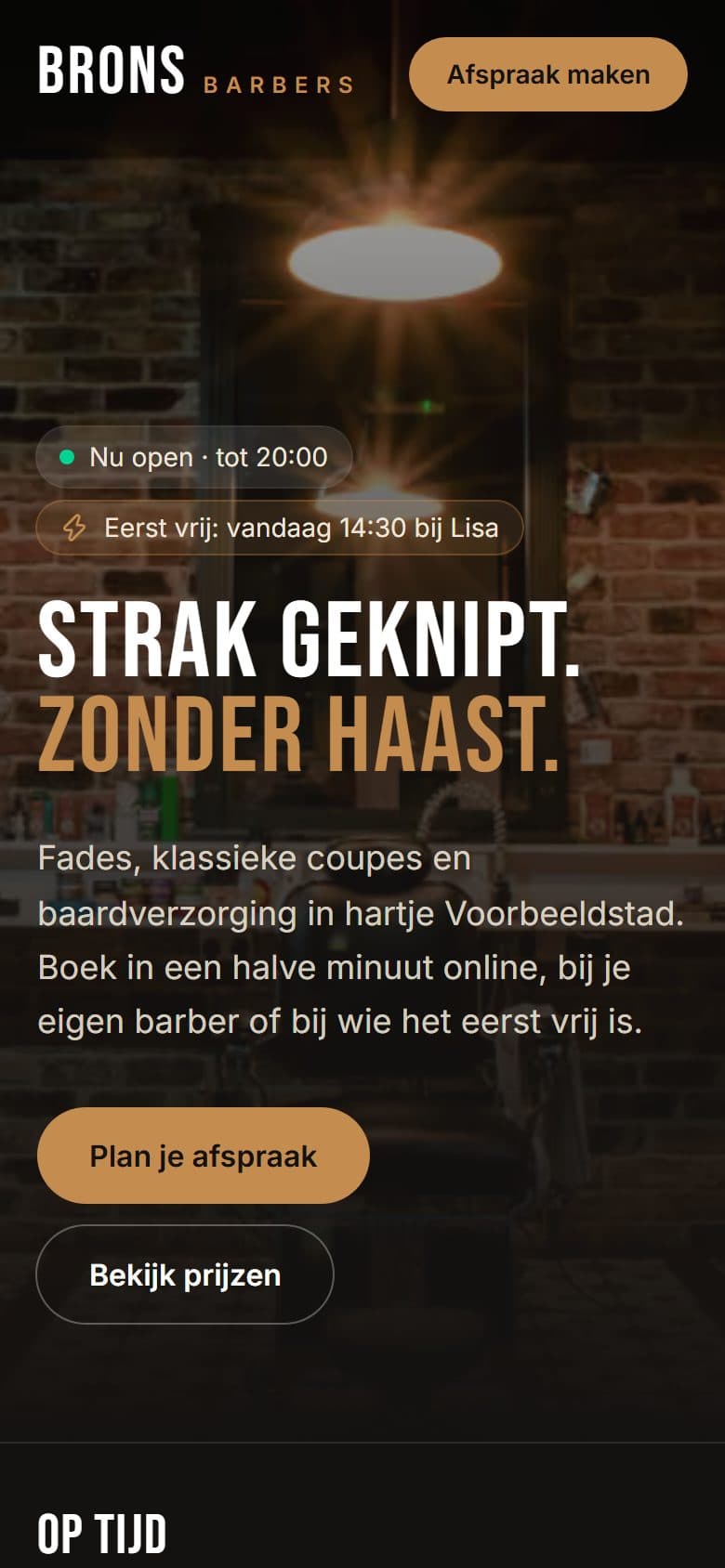 Voorbeeldwebsite Brons Barbers op een telefoon